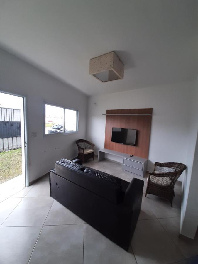 Sobrado Frente Ao Sesc, Wifi 300Mb, 2 Vagas Auto, Cozinha, Churrasqueira, Moderno E Reformado Bertioga Eksteriør bilde